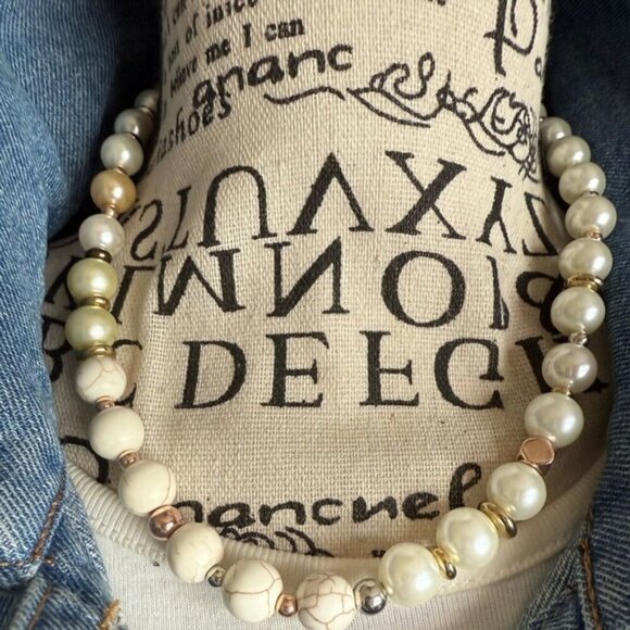 Pearls and White Buffalo Turquoise Necklace - Picture 1 of 3